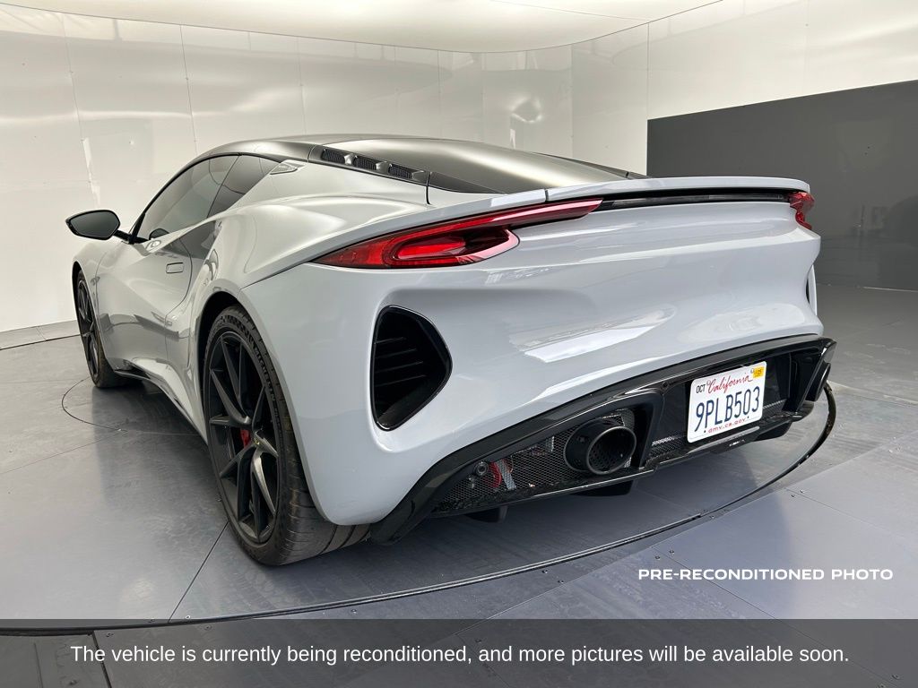 2024 Lotus Emira First Edition photo 3