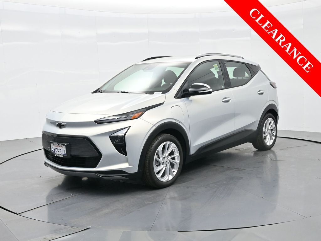 Used 2022 Chevrolet Bolt EUV LT with VIN 1G1FY6S03N4105272 for sale in Norco, CA