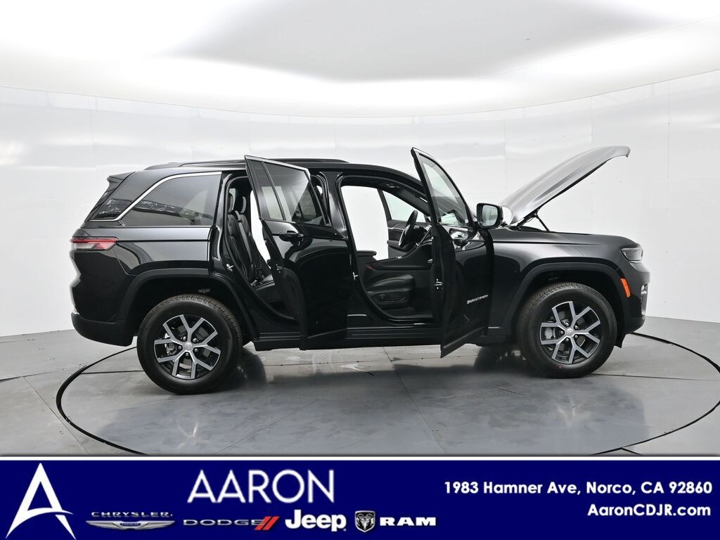 New 2025 Jeep Grand Cherokee Limited Sport Utility