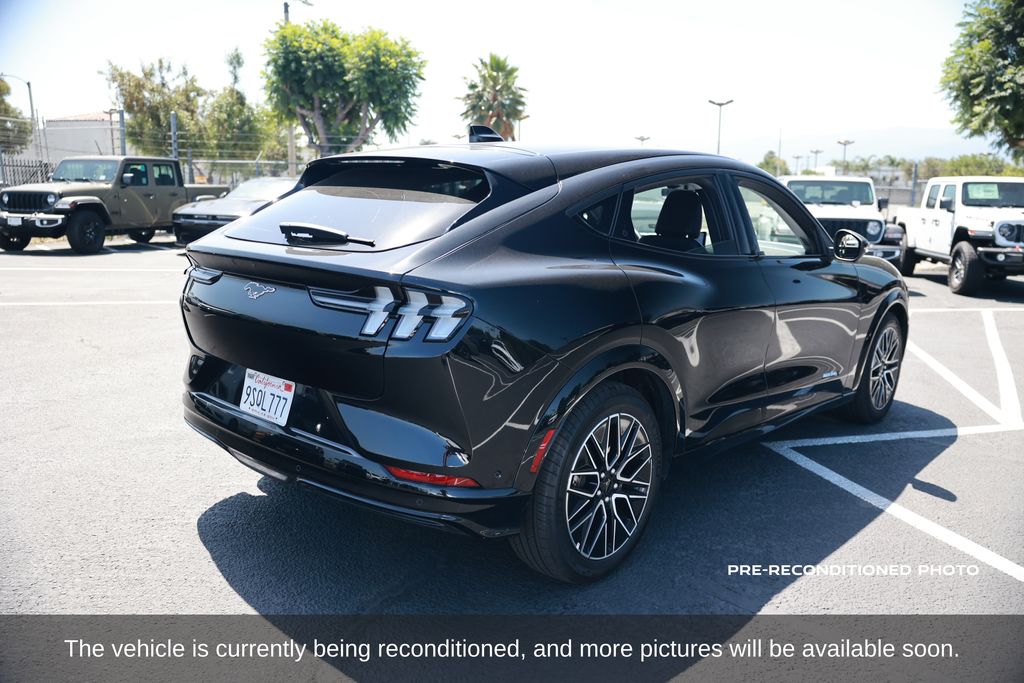 2024 Ford Mustang Mach-E Premium photo 6