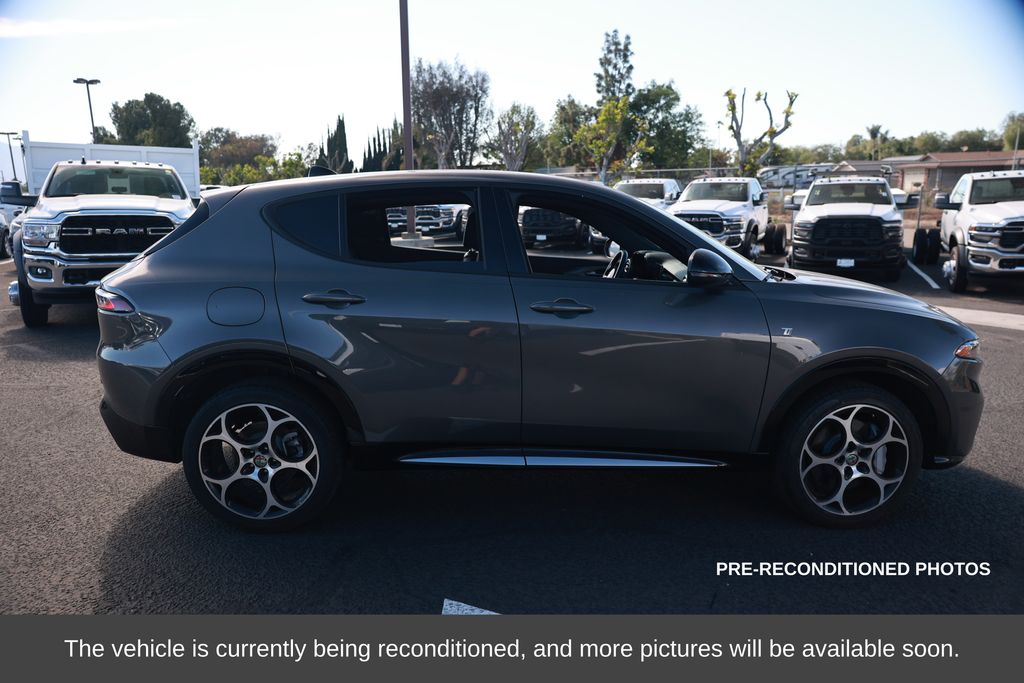 2024 Alfa Romeo Tonale Ti photo 6