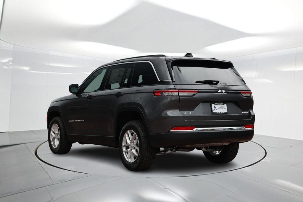 New 2025 Jeep Grand Cherokee Laredo X Sport Utility