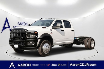 2026 Ram 5500HD Tradesman DRW Chassis  Pickup