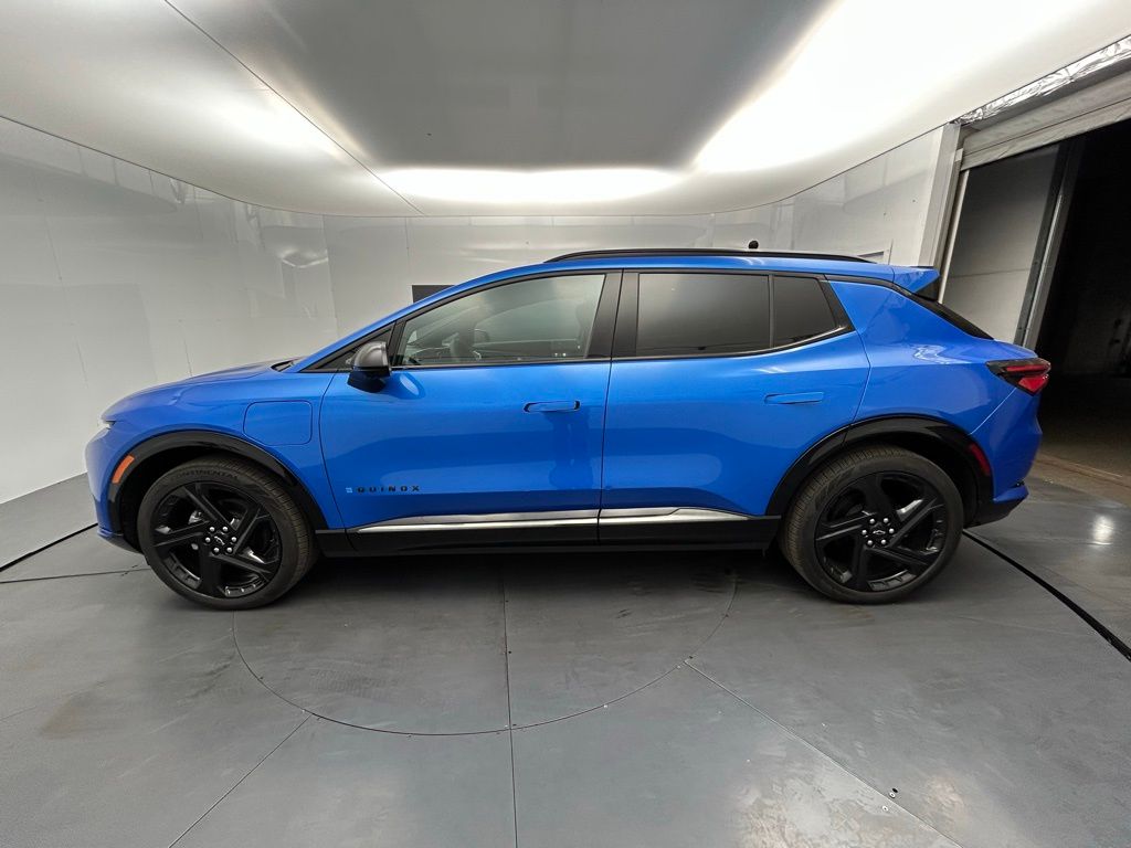 Used 2025 Chevrolet Equinox EV RS with VIN 3GN7DSRPXSS130935 for sale in Norco, CA