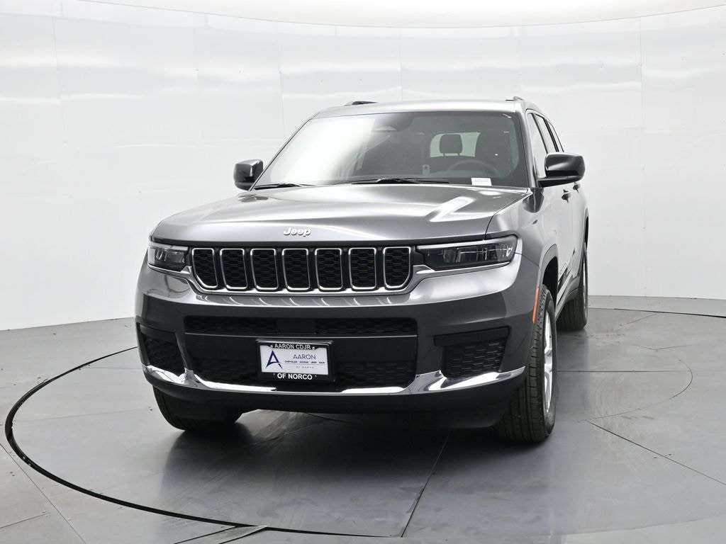 New 2025 Jeep Grand Cherokee L Laredo Sport Utility