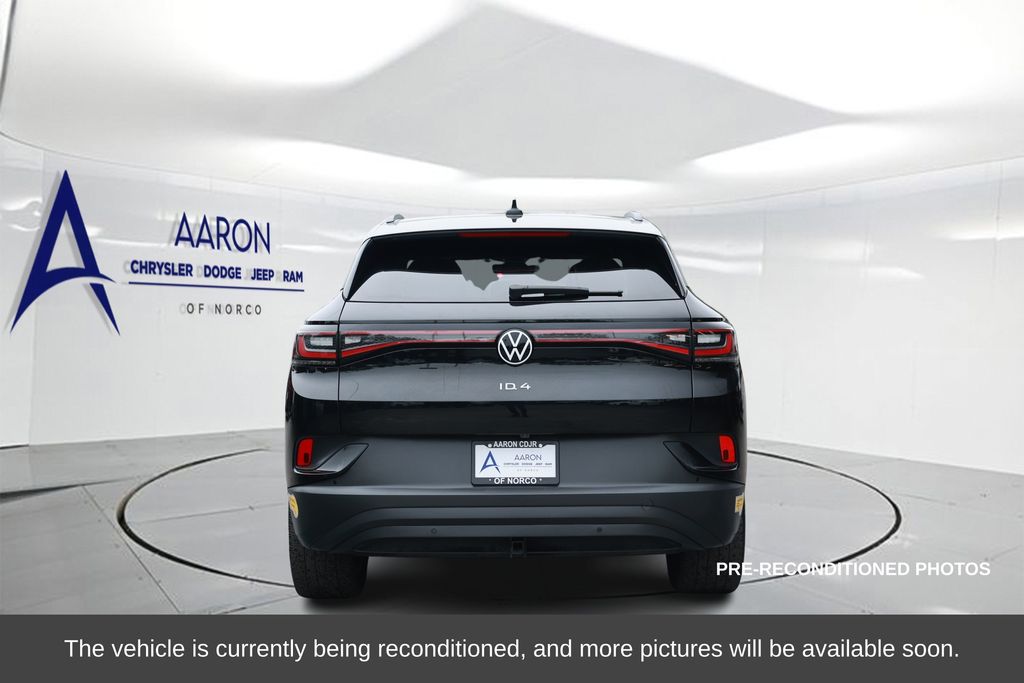 2021 Volkswagen ID.4 Pro photo 2