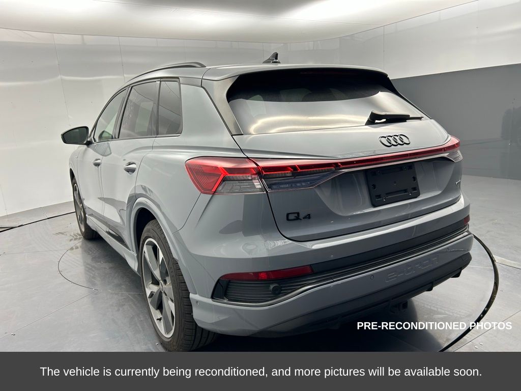 2024 Audi Q4 E-tron 55 Premium photo 3