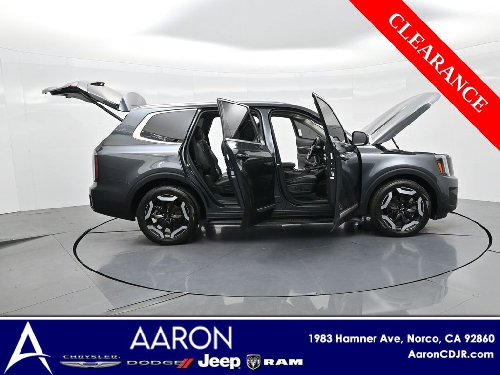 Used 2024 Kia Telluride EX SUV