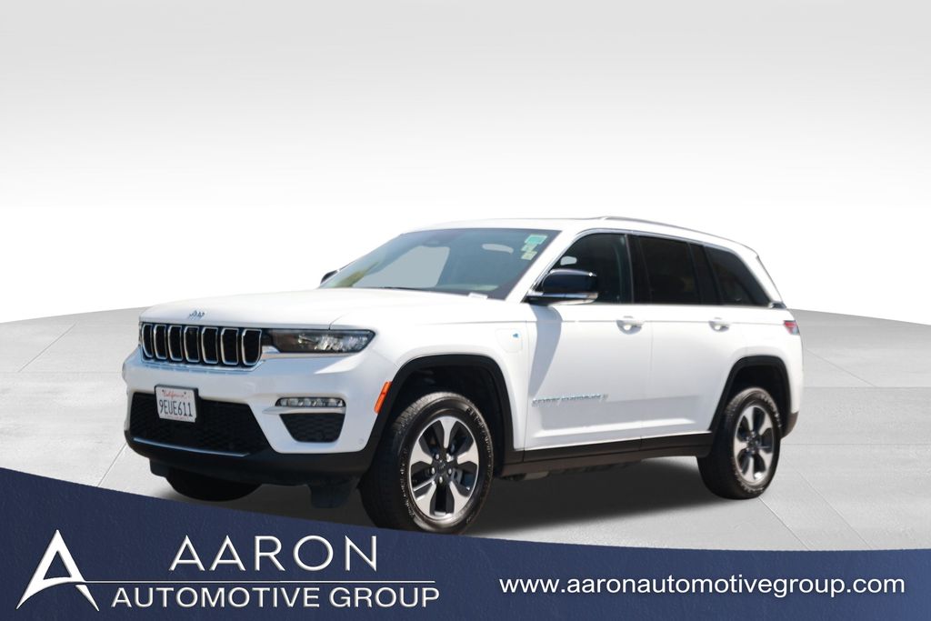 2022 Jeep Grand Cherokee 4xe 4x4's photo