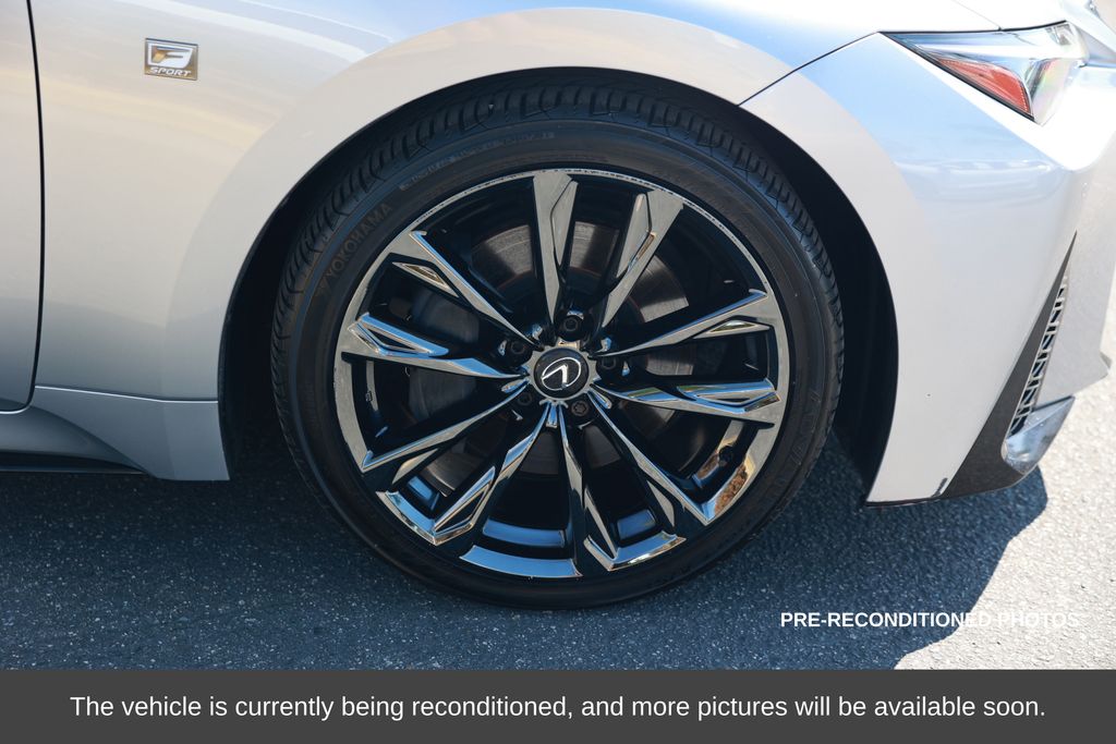 2023 LEXUS IS 350 F SPORT photo 3