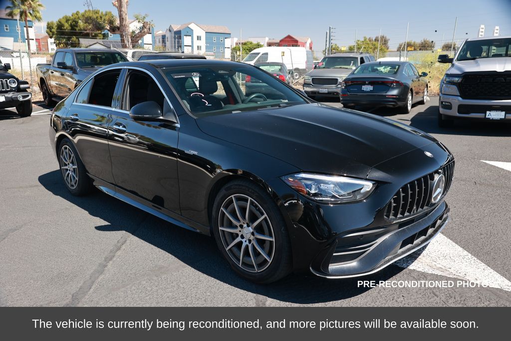 2025 Mercedes-Benz AMG C 43 4MATIC photo 3