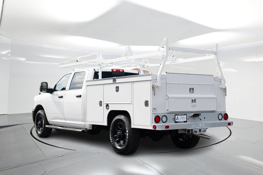 2025 Ram 2500 Tradesman photo 2