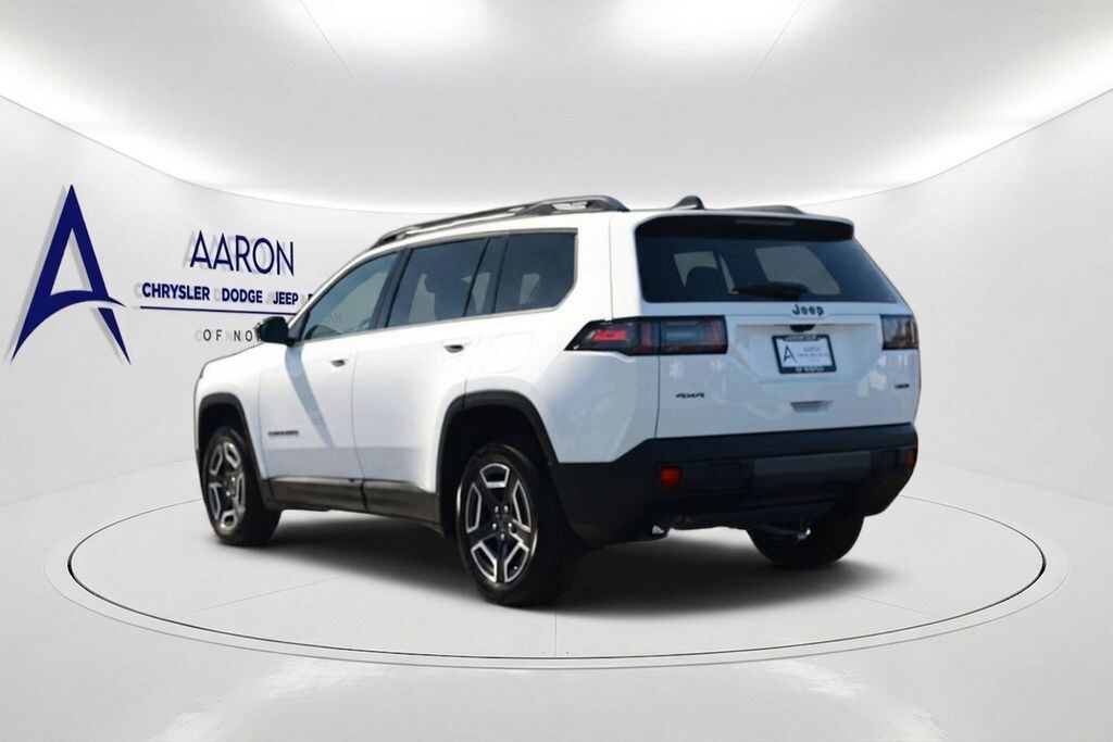 New 2026 Jeep Cherokee Laredo Sport Utility
