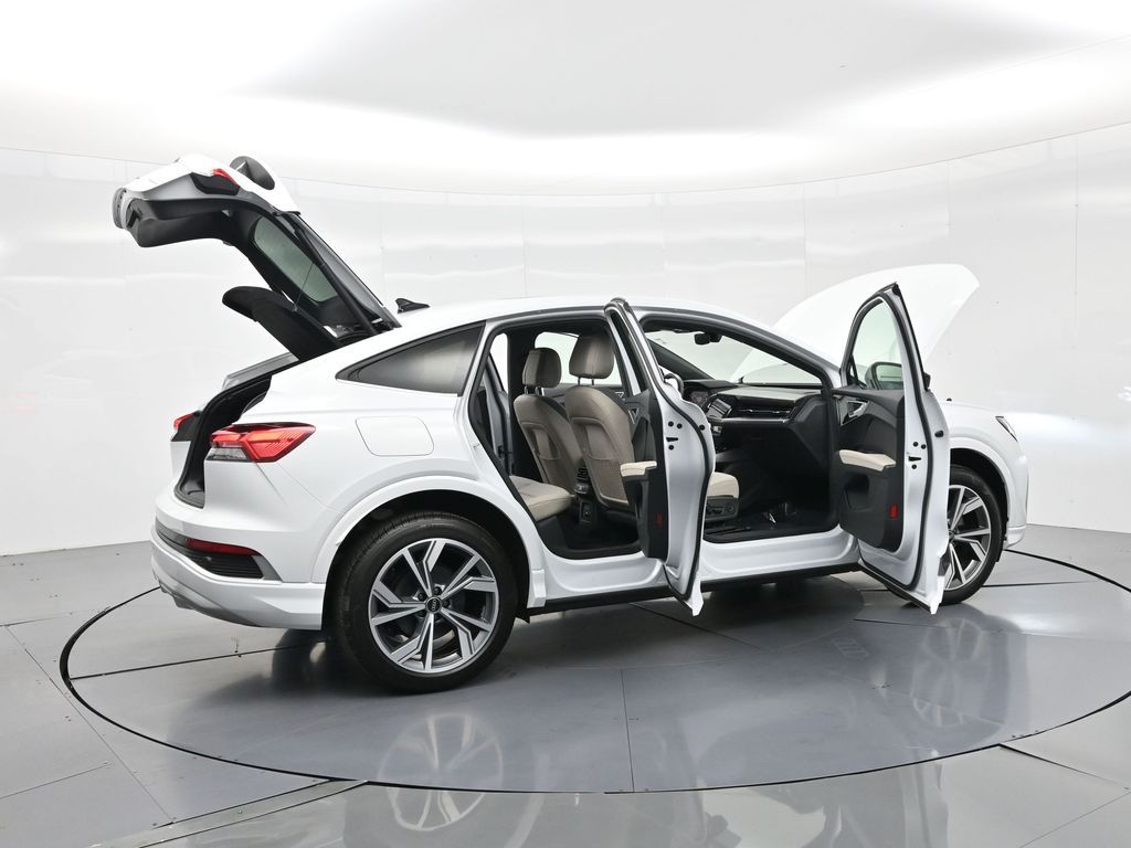 2023 Audi Q4 E-tron Sportback 50 Premium photo 4