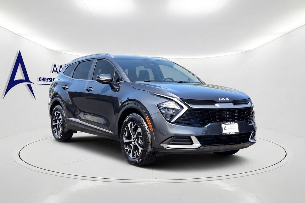 Used 2023 Kia Sportage Hybrid EX SUV