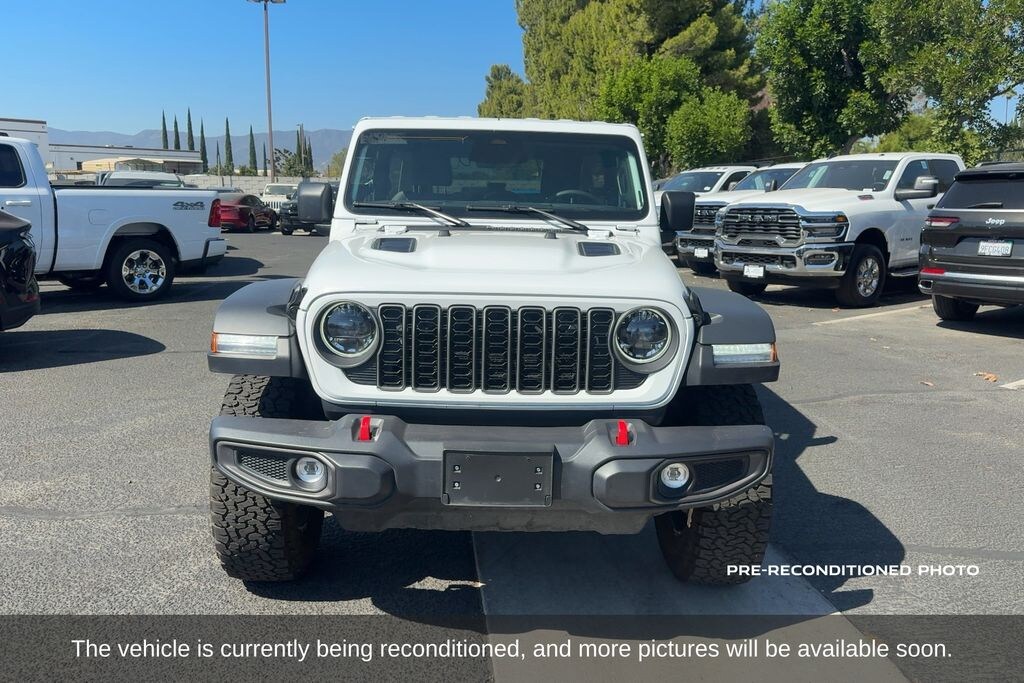 Used 2025 Jeep Wrangler Rubicon SUV