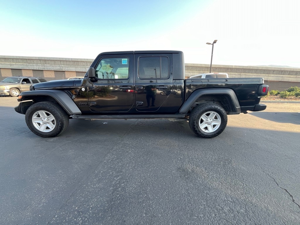 Used 2020 Jeep Gladiator Sport S with VIN 1C6HJTAGXLL156439 for sale in Norco, CA