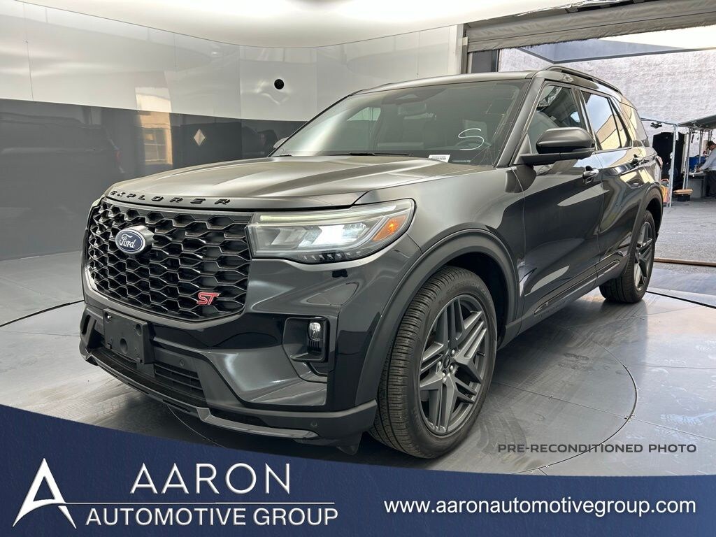 Used 2025 Ford Explorer ST SUV