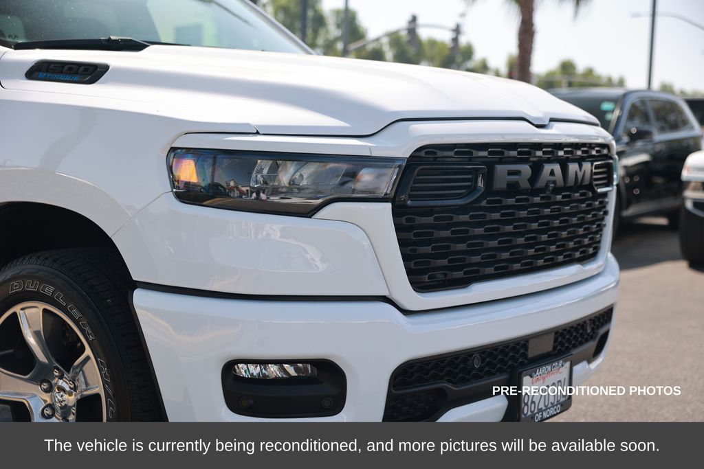 2025 Ram 1500 Tradesman photo 6