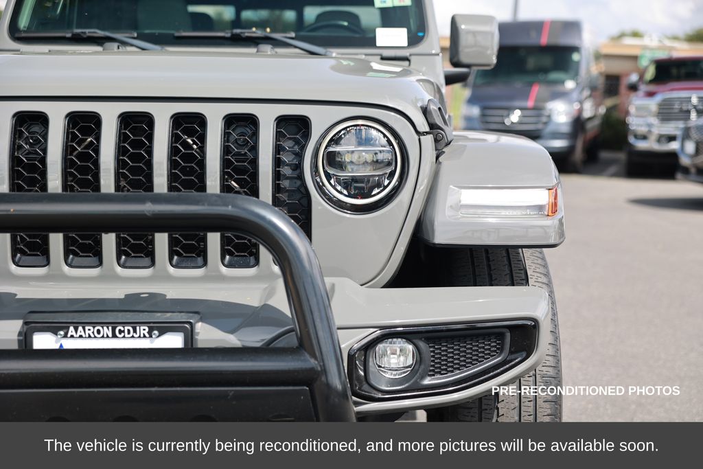 2022 Jeep Gladiator Overland photo 4