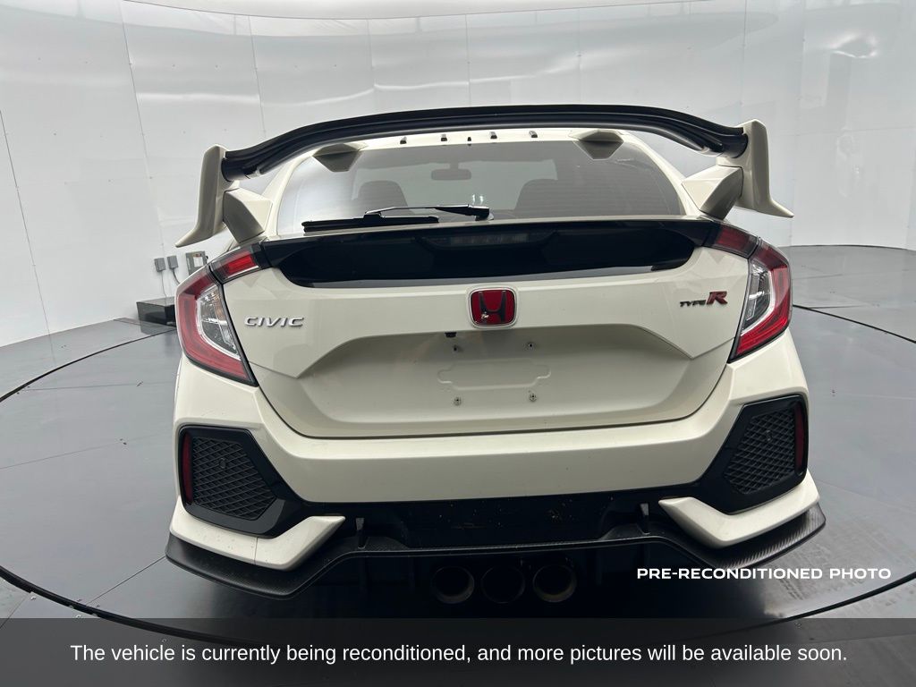 2018 Honda Civic Type R Touring Hatchback photo 4