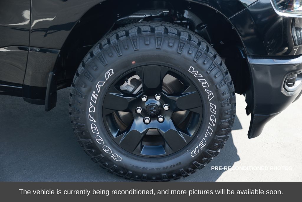2023 Ram 1500 Tradesman photo 3