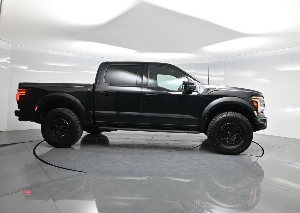 2024 Ford F-150 Raptor photo 4