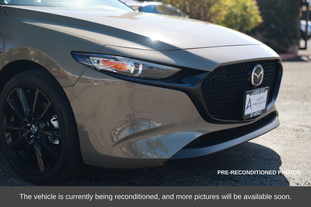 2024 Mazda Mazda3 Hatchback 2.5 Carbon Turbo photo 6