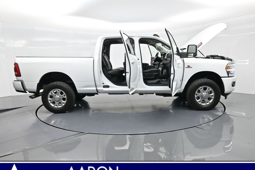 2024 Ram 2500 Laramie photo 3