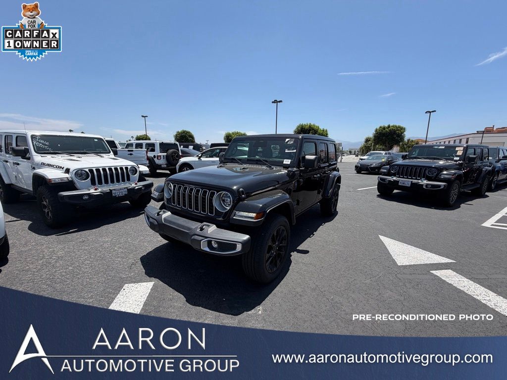 2025 Jeep Wrangler 4xe's photo