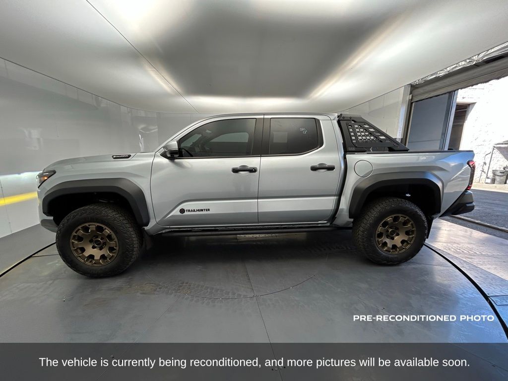 2024 Toyota Tacoma Trailhunter photo 2