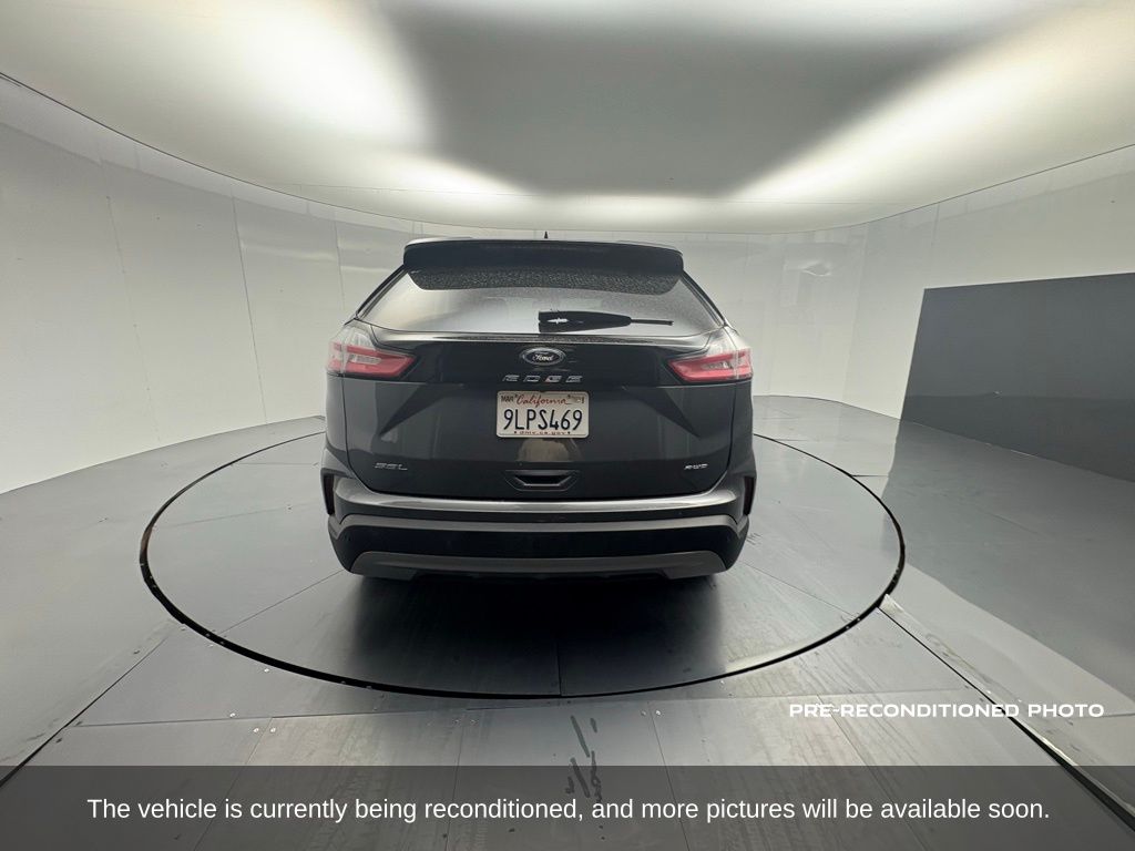 2024 Ford Edge SEL photo 4