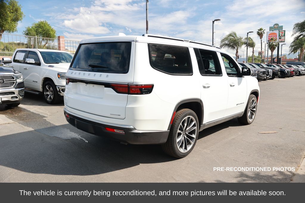 2022 Jeep Wagoneer Series III photo 4