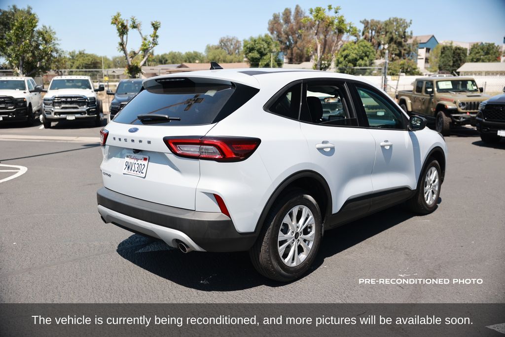 2025 Ford Escape Active photo 6