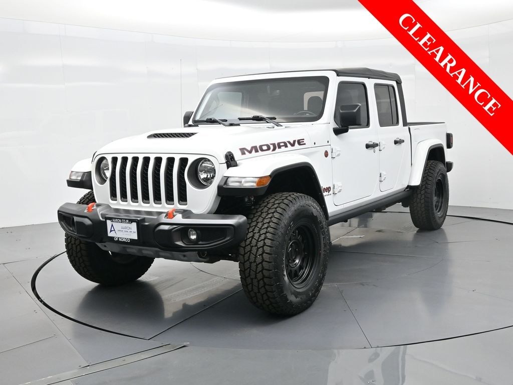 Used 2023 Jeep Gladiator Mojave Truck Crew Cab