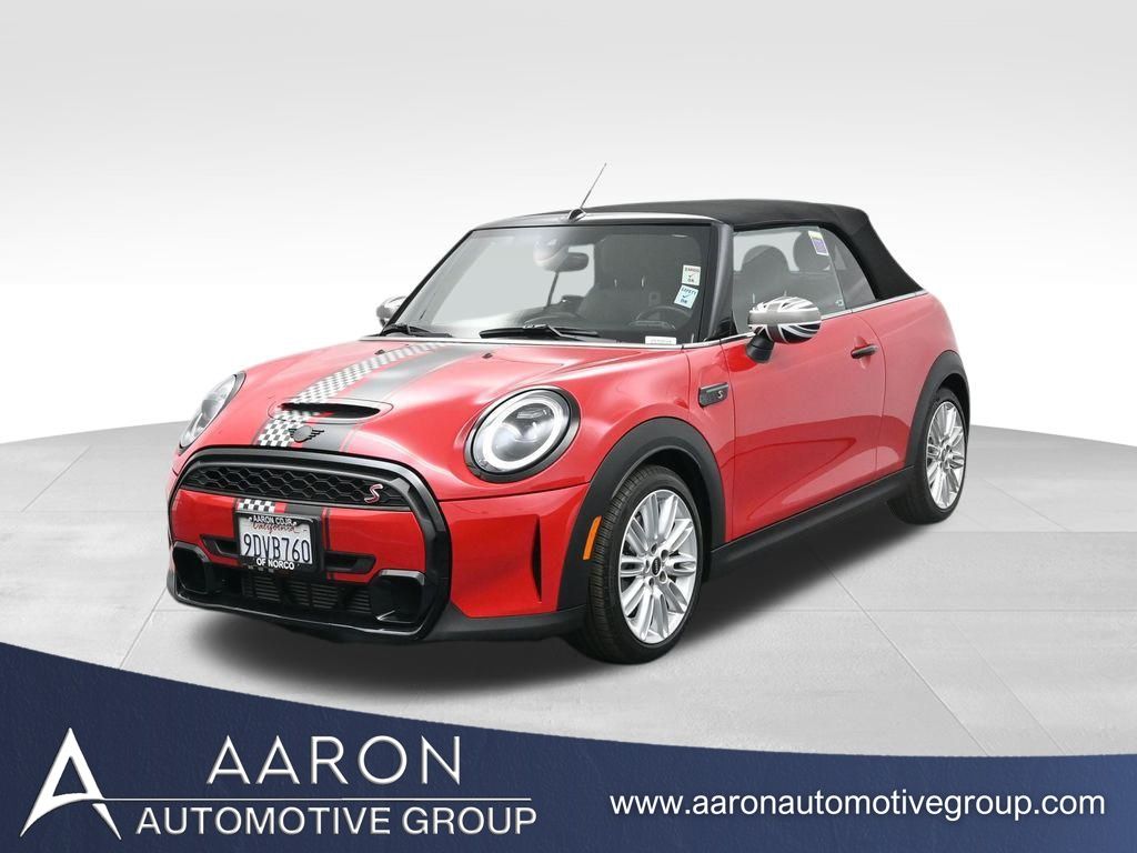 2023 MINI Convertible S's photo
