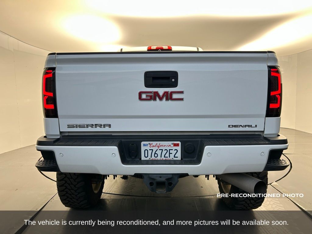 2017 Gmc Sierra Denali photo 4