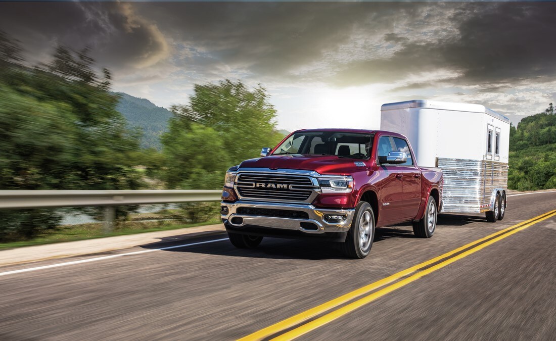 https://pictures.dealer.com/a/aaronchryslerdodgejeepramcllc/0631/1a77fac0264420670d8ebbf49c013a8fx.jpg