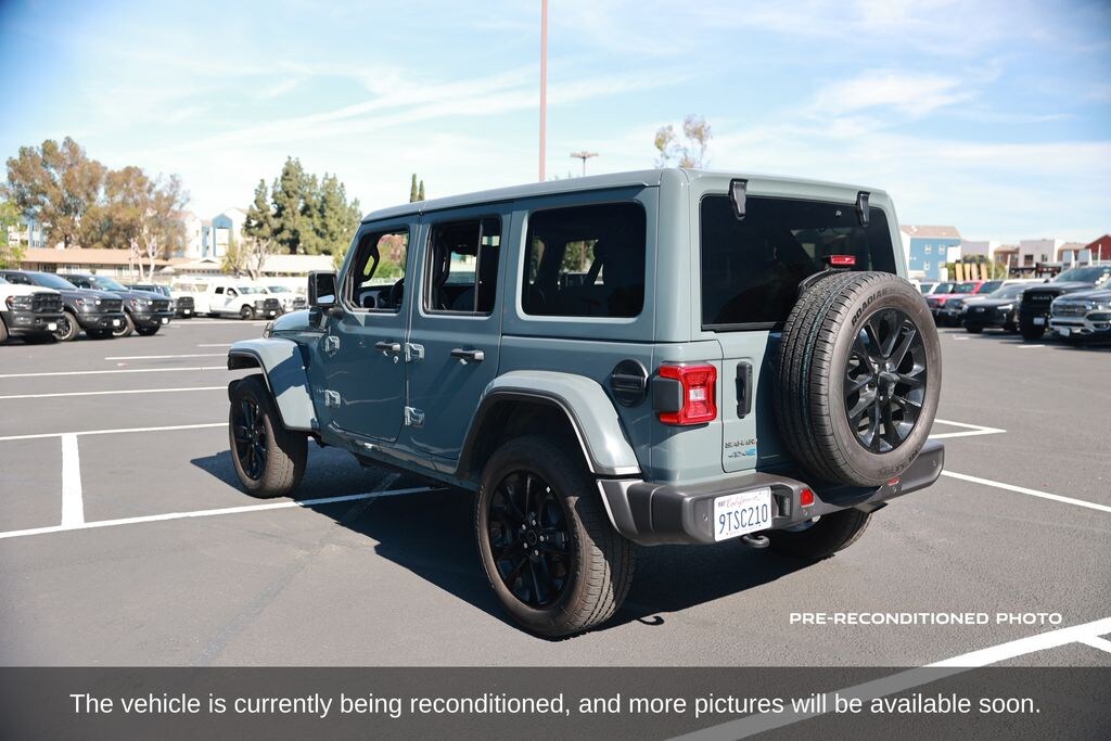 Used 2025 Jeep Wrangler 4xe Sahara SUV