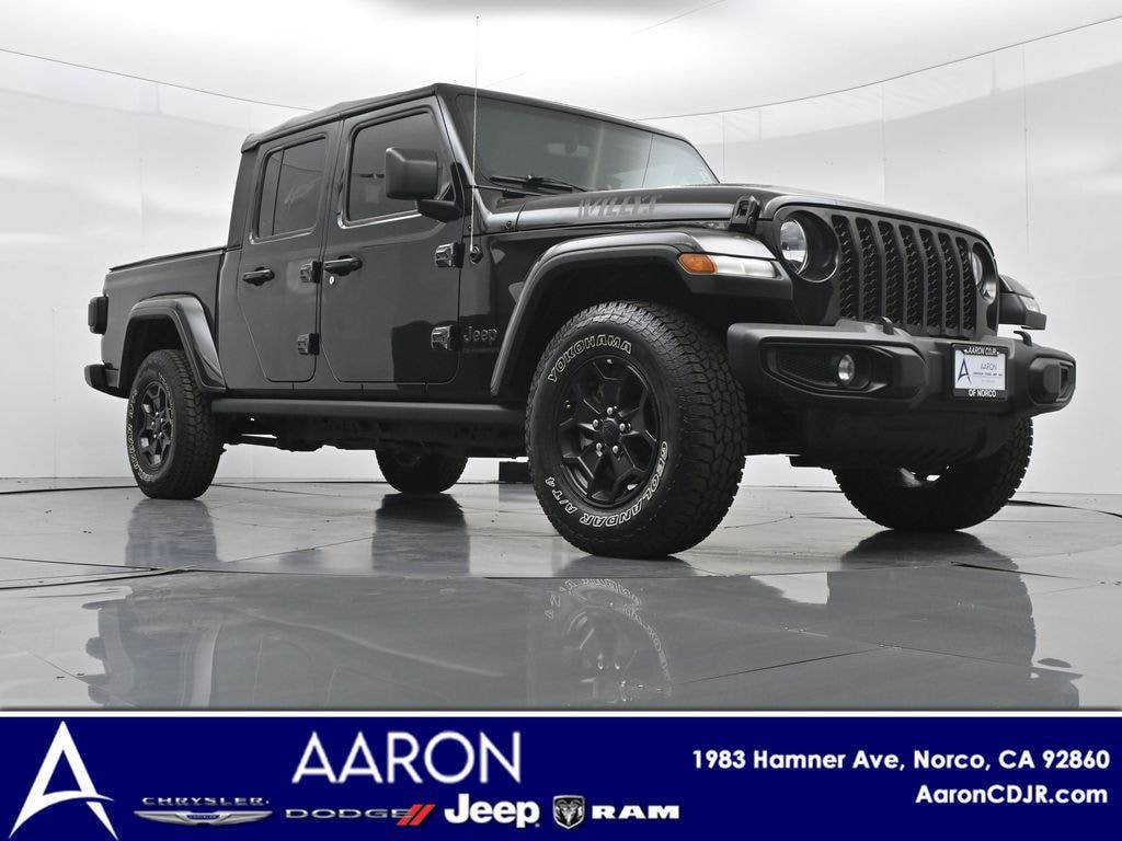 Used 2021 Jeep Gladiator Sport Truck Crew Cab
