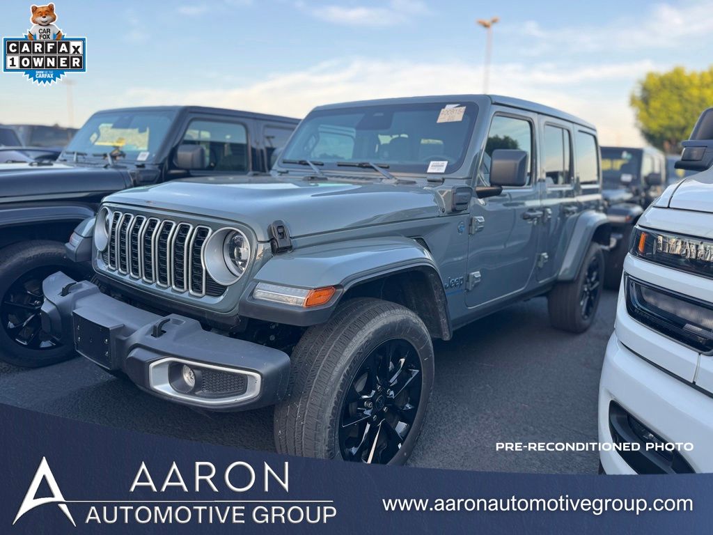 2025 Jeep Wrangler 4xe's photo