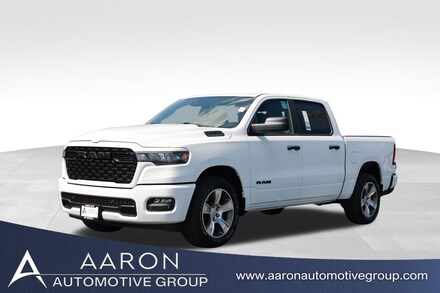 2026 Ram 1500 Express Pickup