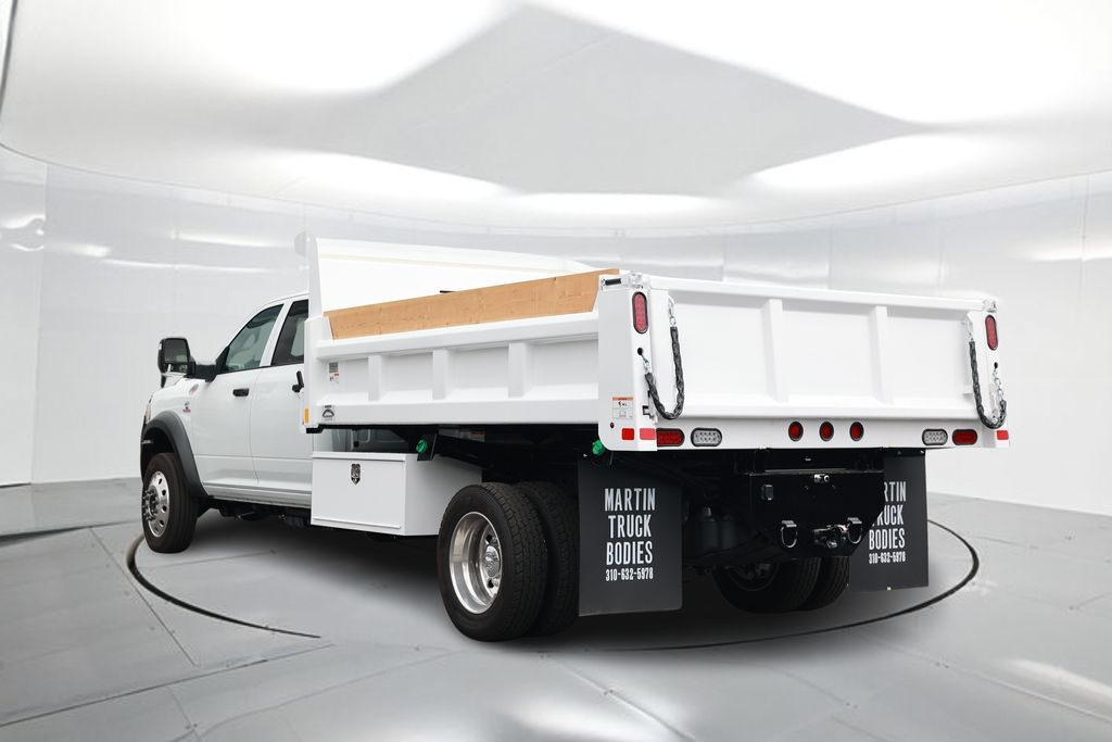 2024 Ram 5500 Tradesman photo 2
