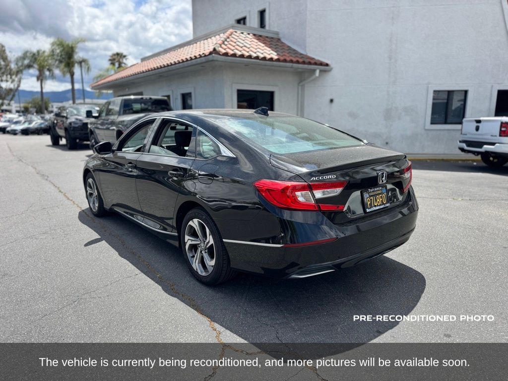 2018 Honda Accord EX photo 3