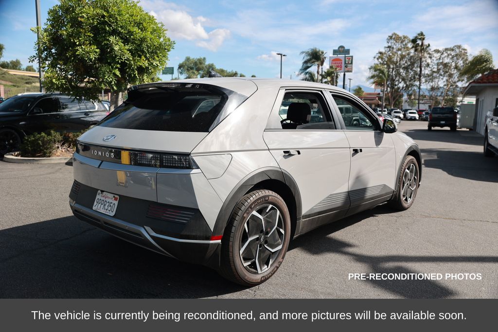 2024 Hyundai IONIQ 5 SE photo 4
