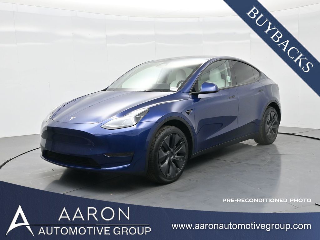 2025 Tesla Model Y Long Range's photo