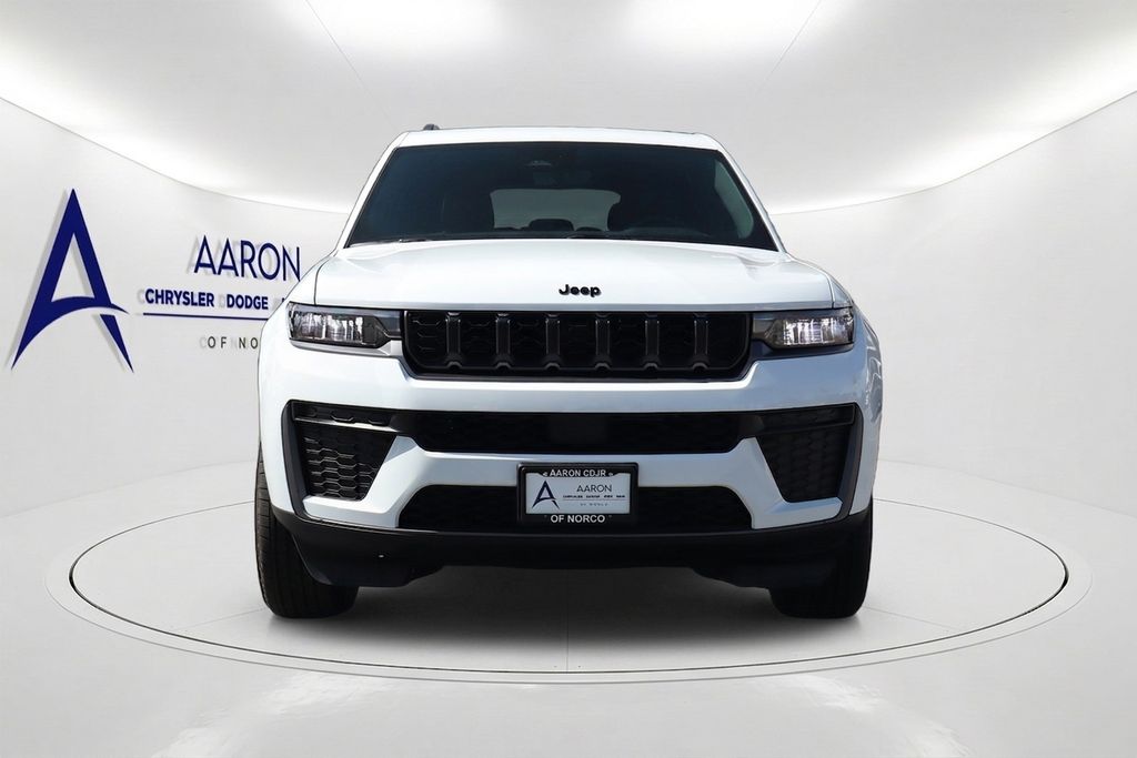New 2026 Jeep Grand Cherokee L Altitude Sport Utility