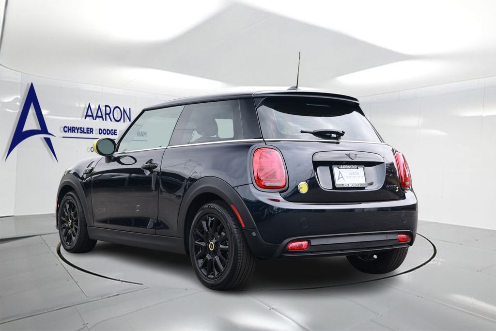 Used 2023 MINI Hardtop 2 Door SE with VIN WMW13DJ05P2S70368 for sale in Norco, CA
