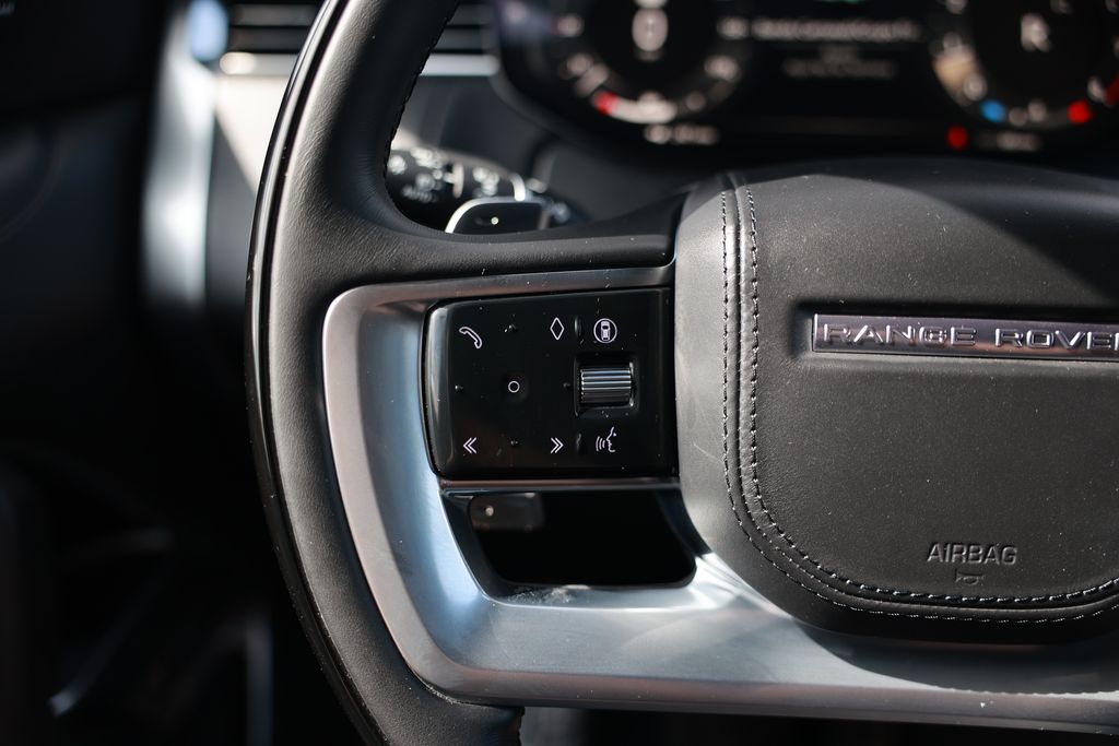 2025 Land Rover Range Rover SE - Photo 20