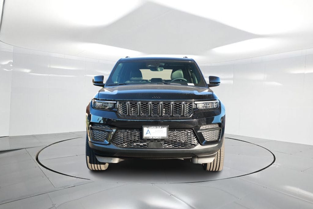 New 2025 Jeep Grand Cherokee Altitude X Sport Utility